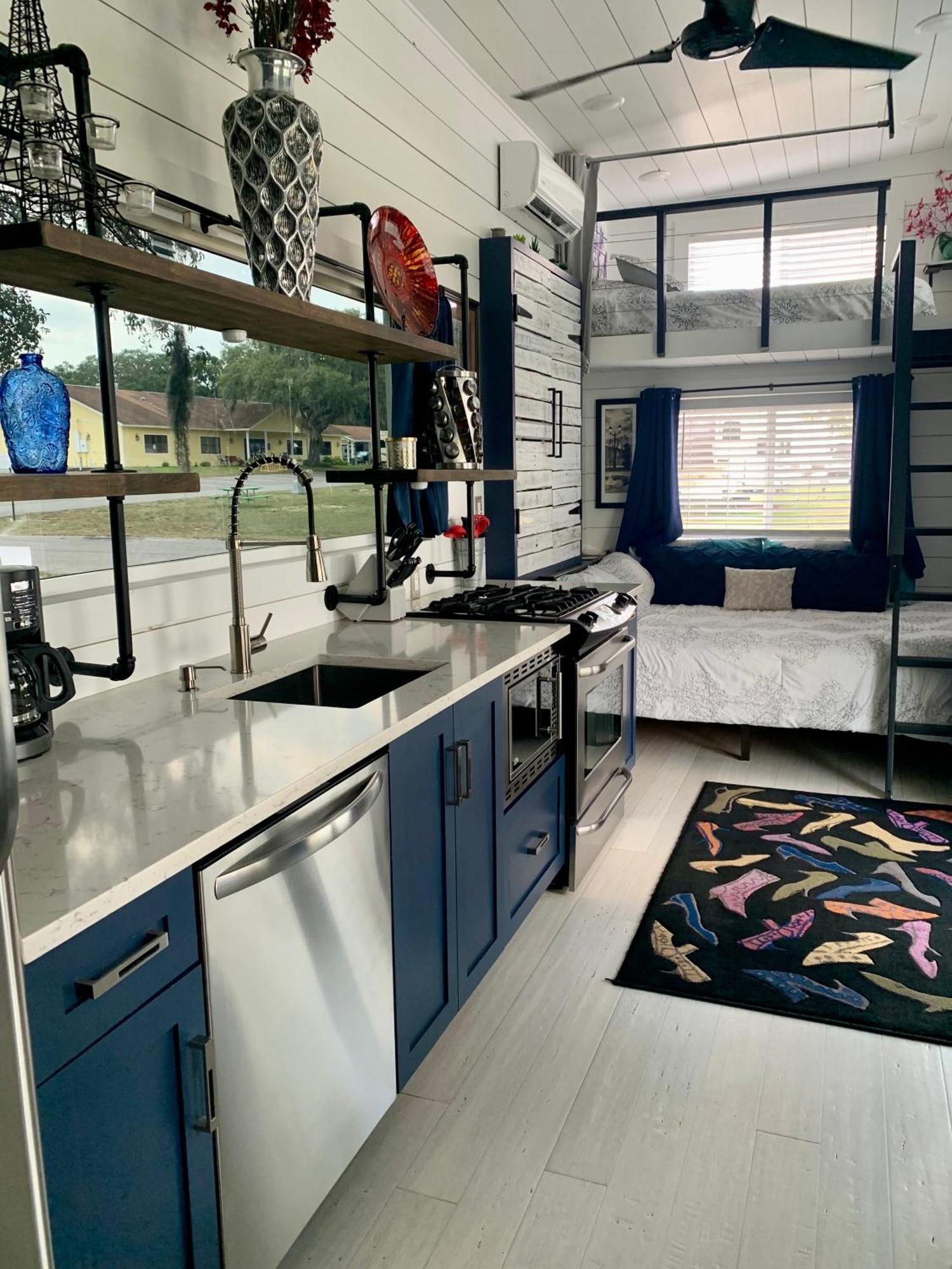 Pet Friendly, Modern Tiny House In Vibrant Clermont Villa Exterior photo